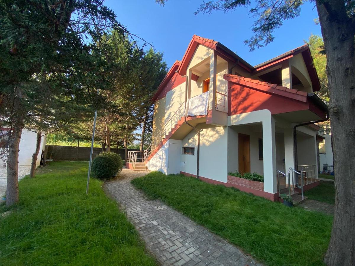 Hotel Garden Villa Ardo Голем Экстерьер фото