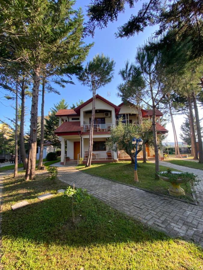 Hotel Garden Villa Ardo Голем Экстерьер фото