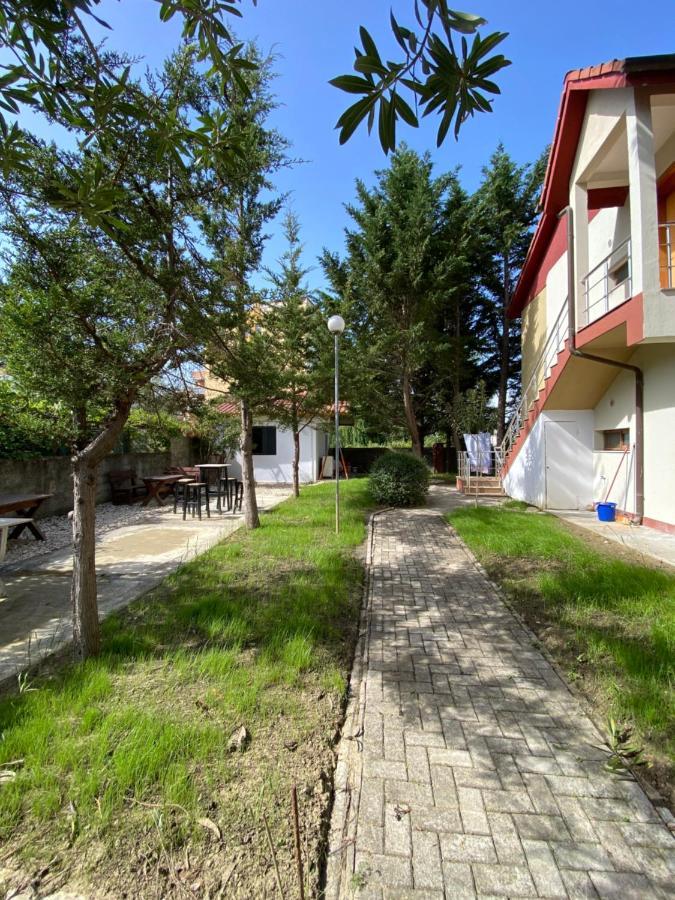 Hotel Garden Villa Ardo Голем Экстерьер фото